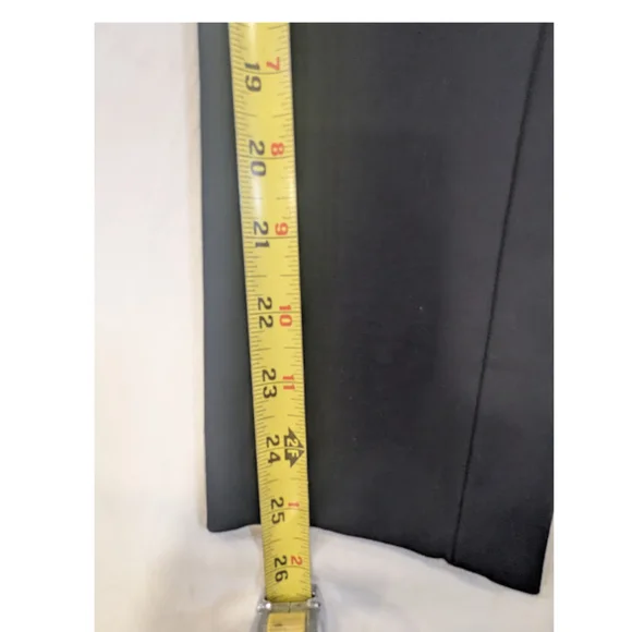 Banana Republic Black Tailored Pants | Minimalist Workwear Slim Trousers Size 4 - Picture 3 of 8